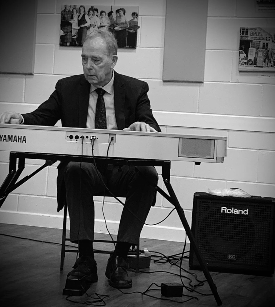 https://www.upwelljazzclub.co.uk/images/webp/Ted_Beament-March2025.webp